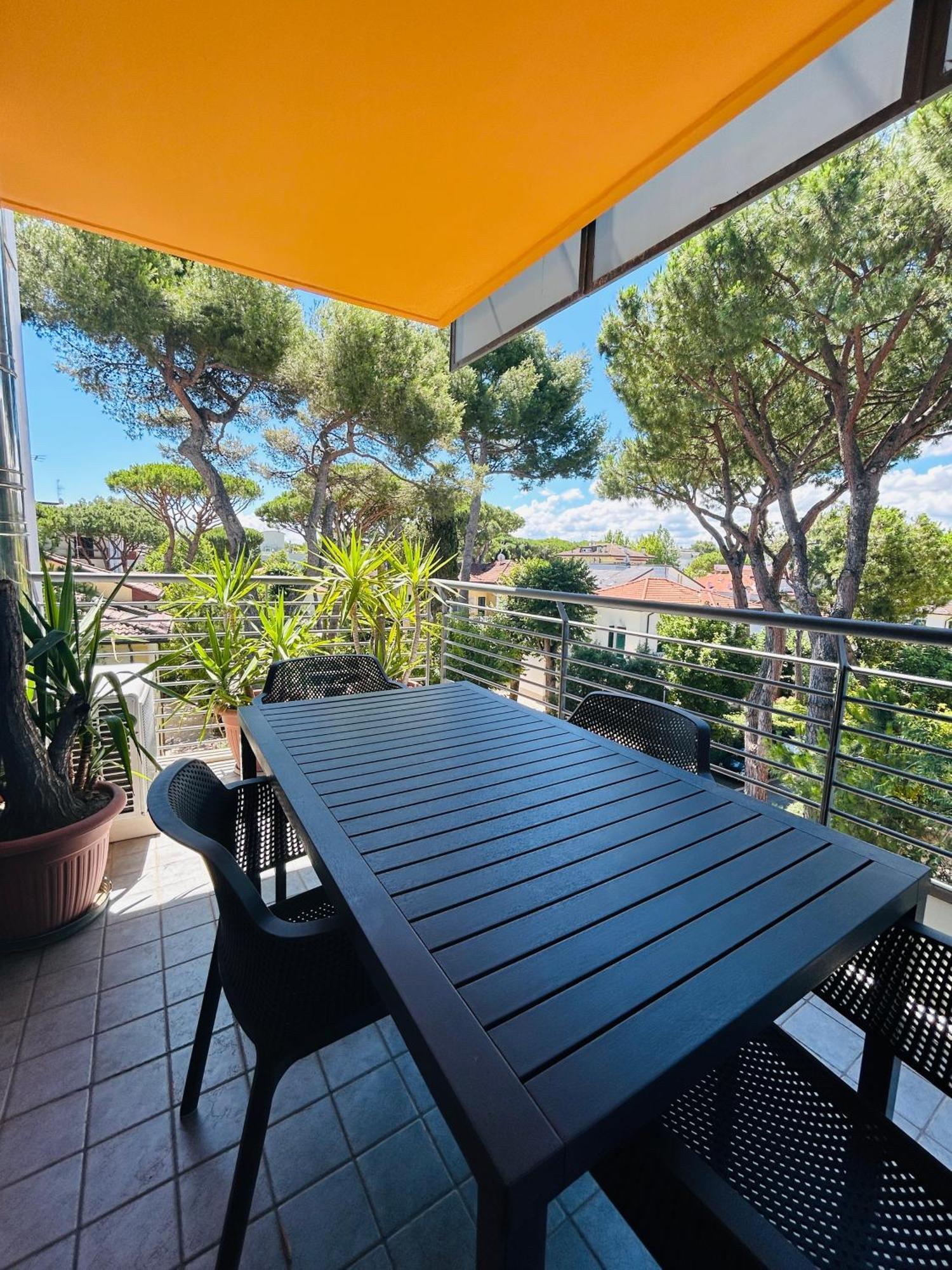 Damiano Chiesa Flexrent - Abissinia Apartman Riccione Kültér fotó