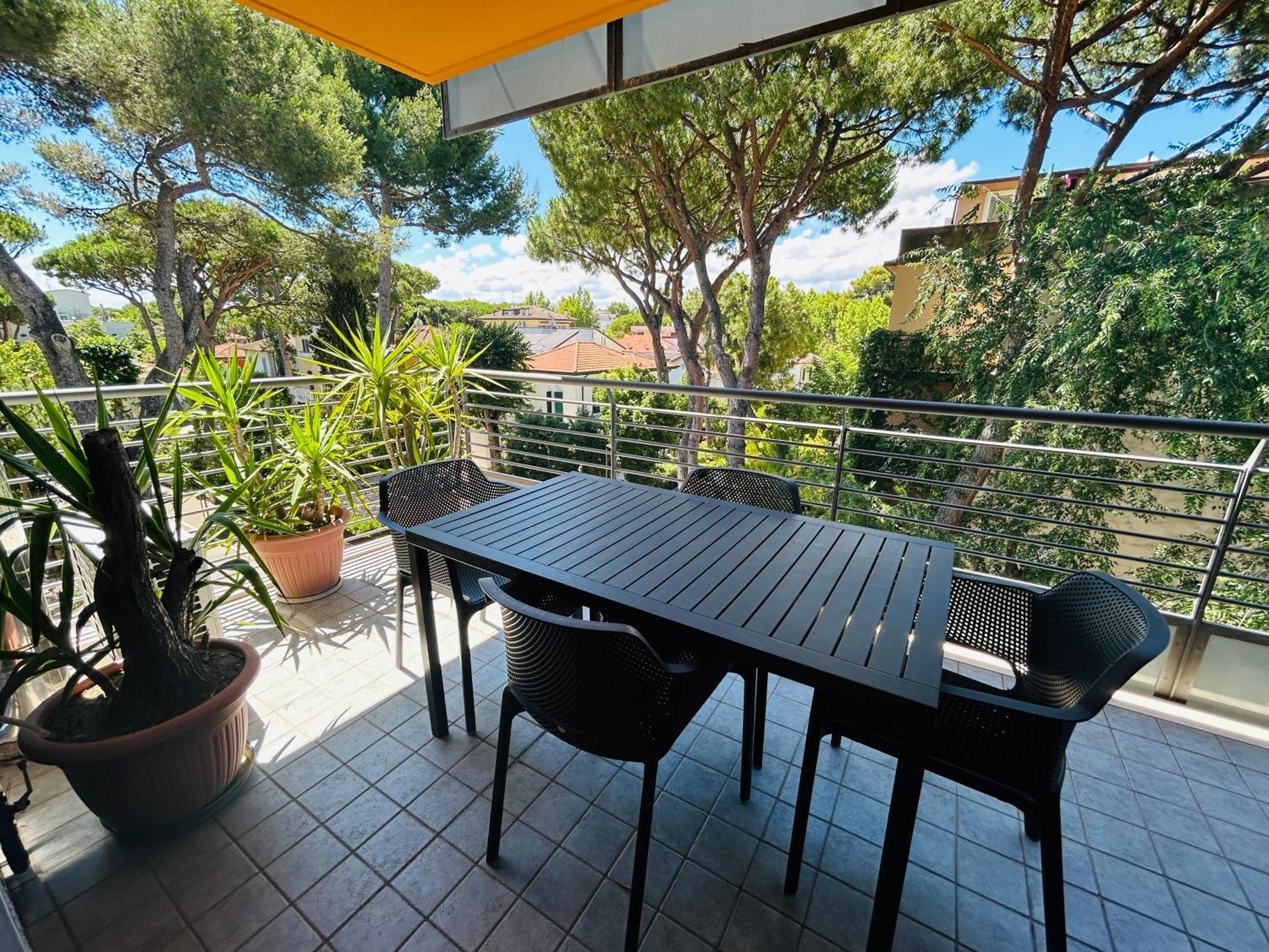 Damiano Chiesa Flexrent - Abissinia Apartman Riccione Kültér fotó